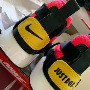 Wmn’s Air Huarache City Multi-Color